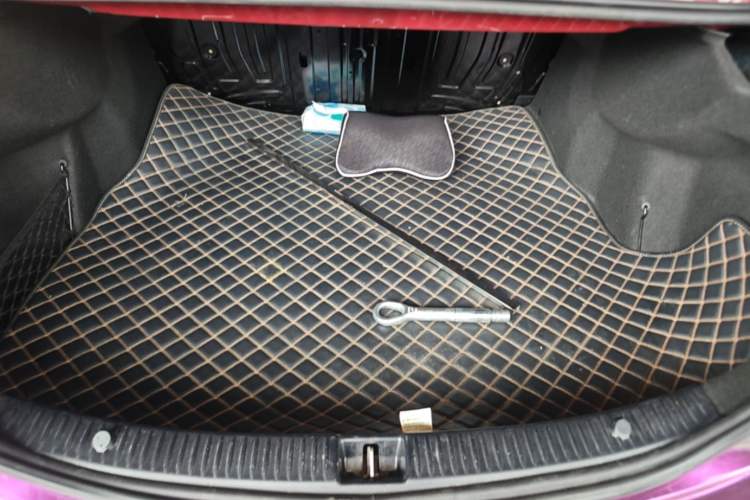 Used Mercedes-Benz C-Class 2020 Restyled C 260 L Sport Edition Trunk