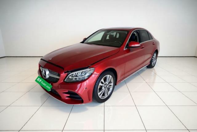 Ojetý Mercedes-Benz C-Class 2020 Updated C 200 L Fashion Edition