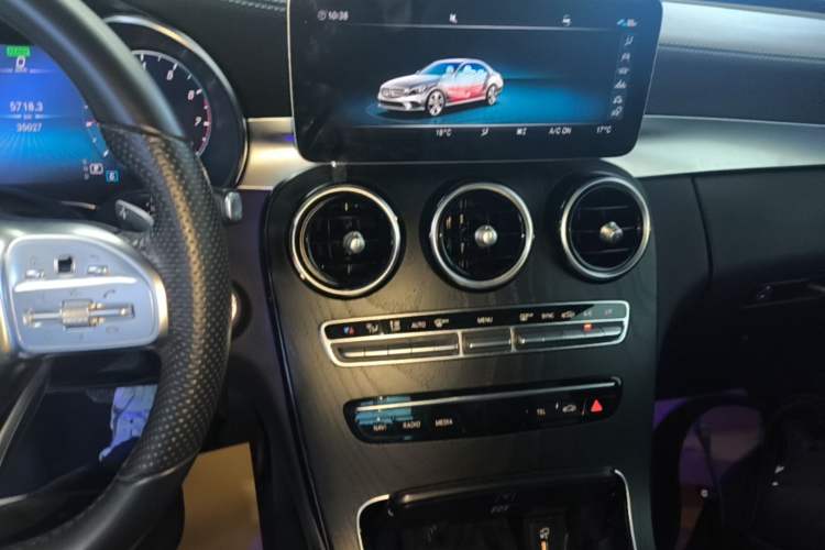 Used Mercedes-Benz C-Class 2020 Restyled C 260 L Sport Edition Audio And AC Panel