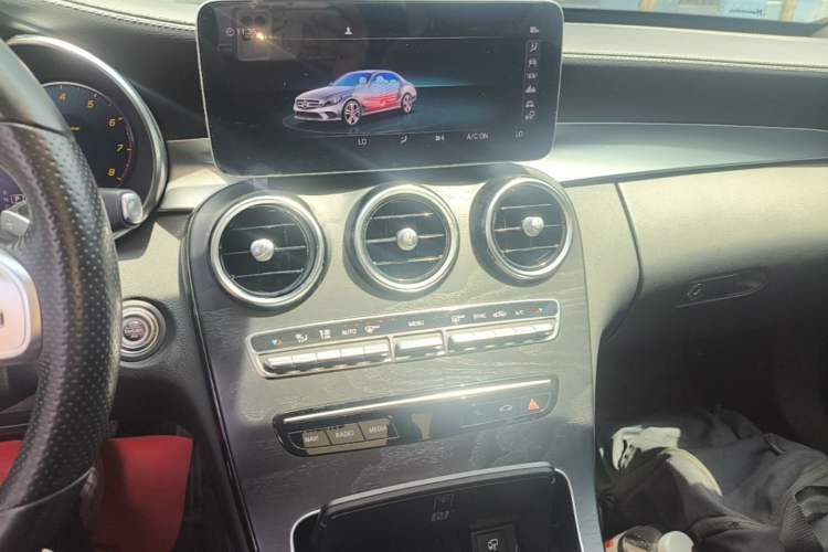 Used Mercedes-Benz C-Class 2020 C 260 L Sport Edition Audio And AC Panel