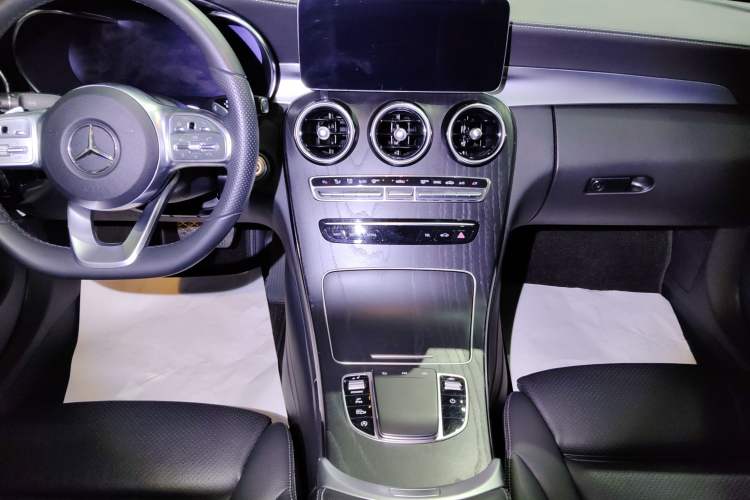 Used Mercedes-Benz C-Class 2020 Restyled C 260 L Sport Edition Audio And AC Panel