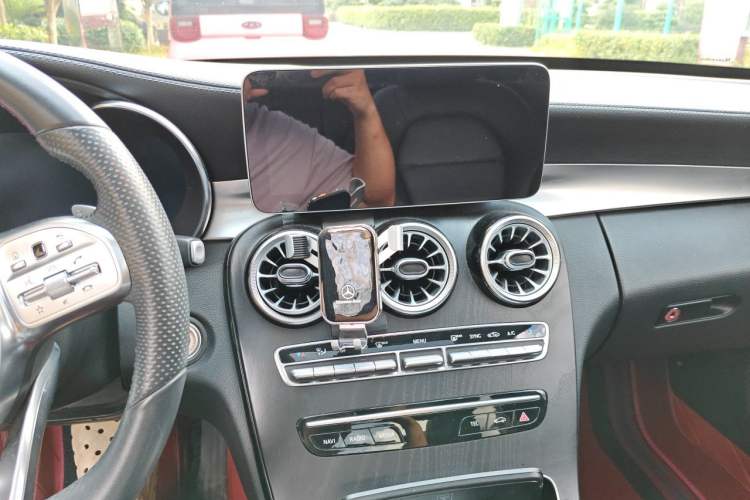 Used Mercedes-Benz C-Class 2020 Restyled C 260 L Sport Edition Audio And AC Panel