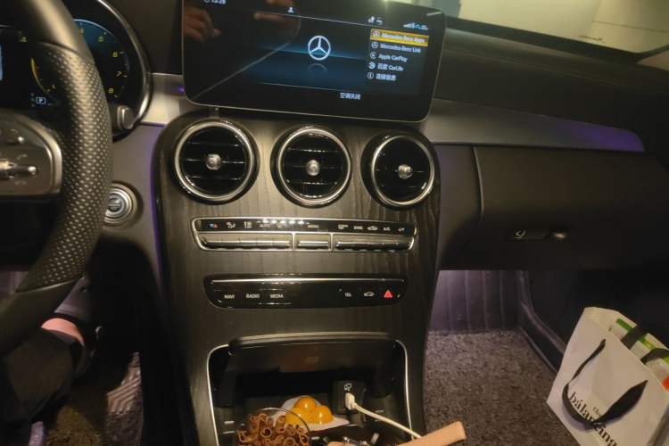 Used Mercedes-Benz C-Class 2020 Restyled C 260 L Sport Edition Audio And AC Panel