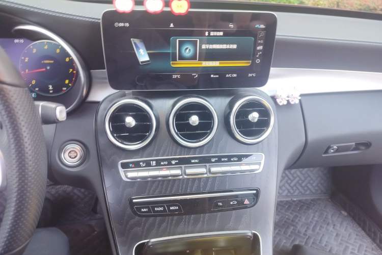 Used Mercedes-Benz C-Class 2020 Restyled C 200 L Fashion Edition Sport Version Audio And AC Panel