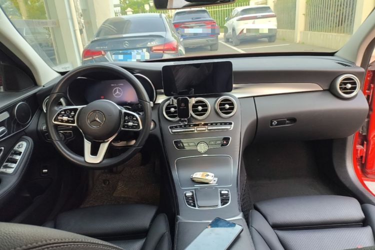 Used Mercedes-Benz C-Class 2020 C 260 Estate Center Console