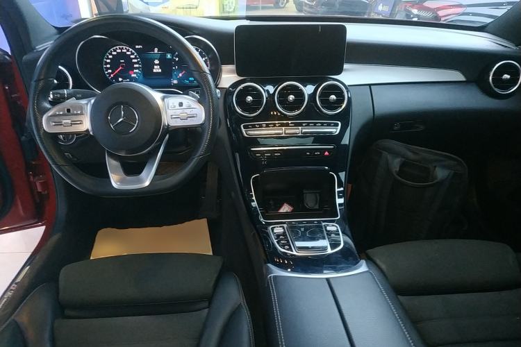 Used Mercedes-Benz C-Class 2020 C 260 Sport Edition Center Console