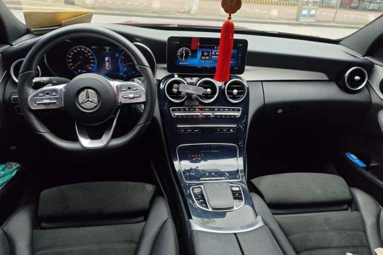 Used Mercedes-Benz C-Class 2020 Restyled C 260 Sport Edition Center Console