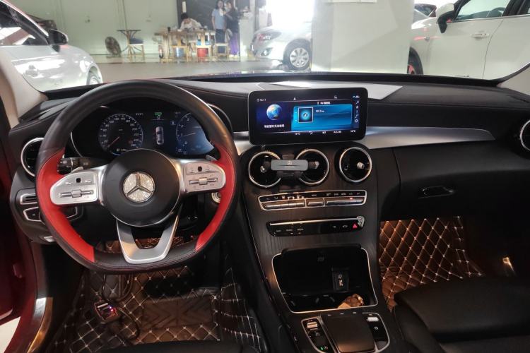 Used Mercedes-Benz C-Class 2020 C 260 L Sport Edition Center Console