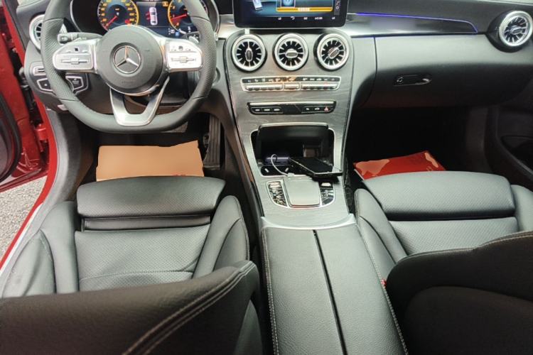 Used Mercedes-Benz C-Class 2020 C 200 L Fashion Edition Sport Version Center Console