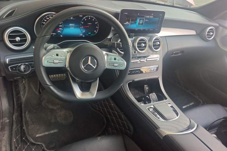 Used Mercedes-Benz C-Class 2020 C 260 Coupe Center Console