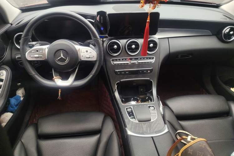 Used Mercedes-Benz C-Class 2020 Restyled C 260 L Sport Edition Center Console