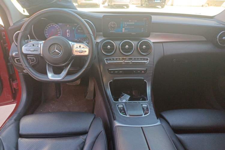 Used Mercedes-Benz C-Class 2020 C 200 L Fashion Edition Sport Version Center Console