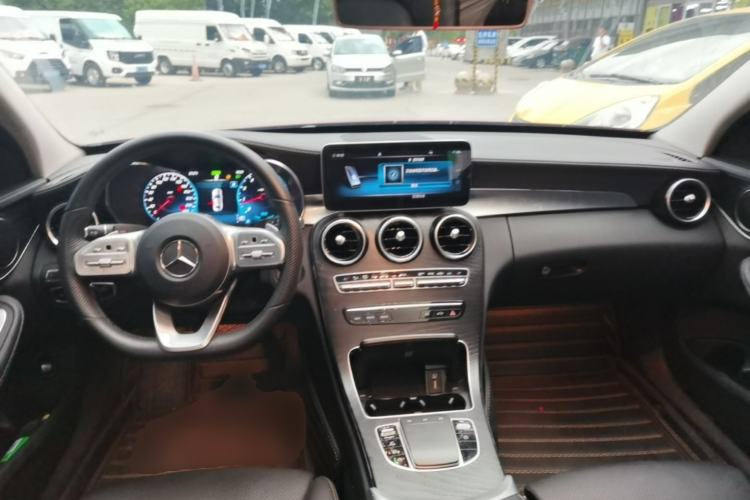 Used Mercedes-Benz C-Class 2020 C 260 L Sport Edition Center Console