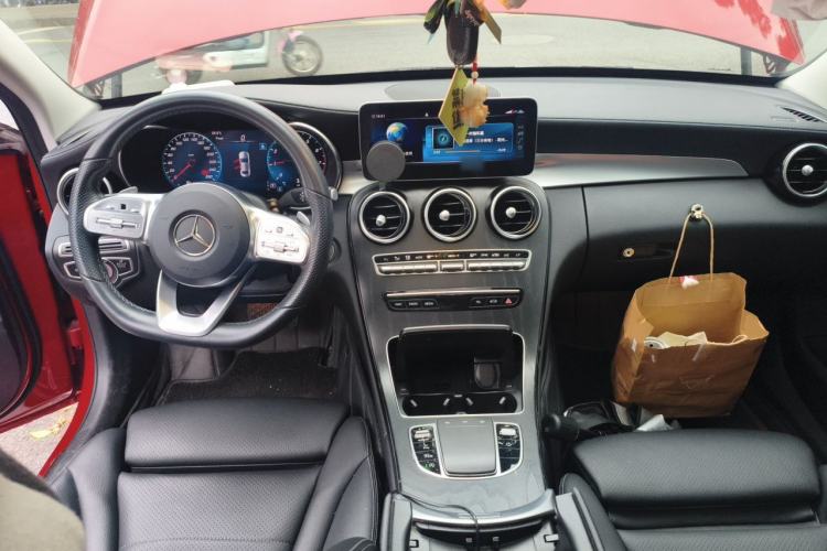 Used Mercedes-Benz C-Class 2020 Restyled C 200 L Fashion Edition Sport Version Center Console