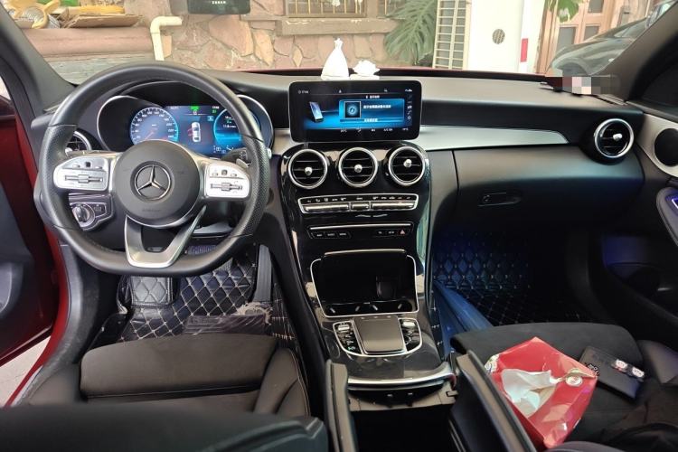 Used Mercedes-Benz C-Class 2020 C 260 Sport Edition Center Console