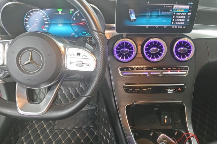 Used Mercedes-Benz C-Class 2020 C 260 L Sport Edition Center Console