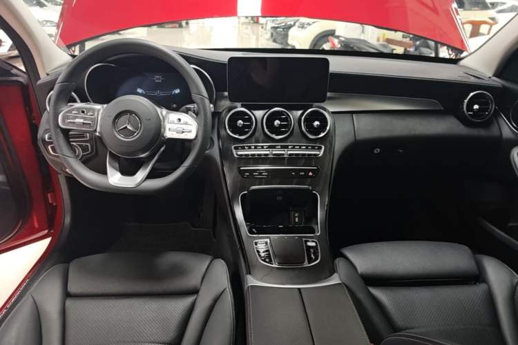 Used Mercedes-Benz C-Class 2020 Restyled C 260 L Sport Edition Center Console