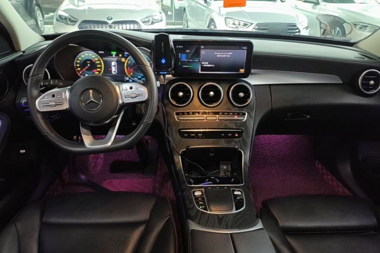 Used Mercedes-Benz C-Class 2020 Restyled C 260 L Sport Edition Center Console
