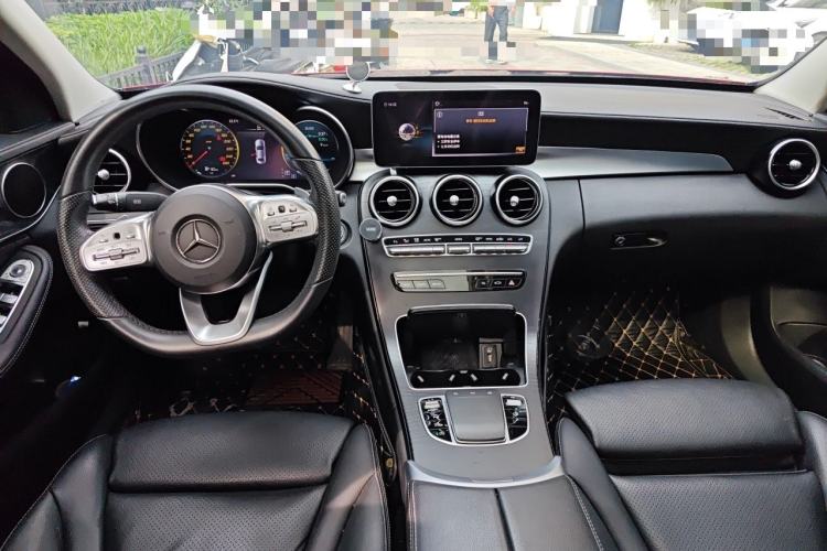 Used Mercedes-Benz C-Class 2020 C 260 L Sport Edition Center Console
