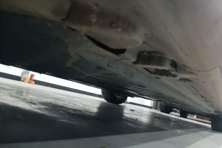 Used Mercedes-Benz C-Class 2020 Updated C 200 L Fashion Edition Chassis Front Left