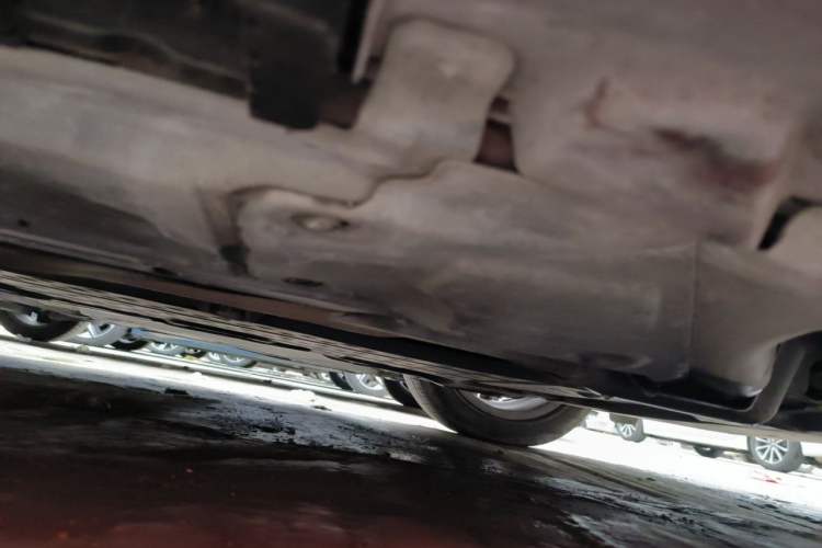 Used Mercedes-Benz C-Class 2020 C 200 L Fashion Edition Sport Version Chassis Front Right