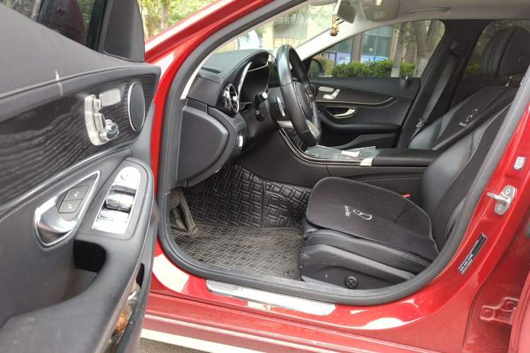 Used Mercedes-Benz C-Class 2020 Restyled C 260 L Sport Edition Driver Seat