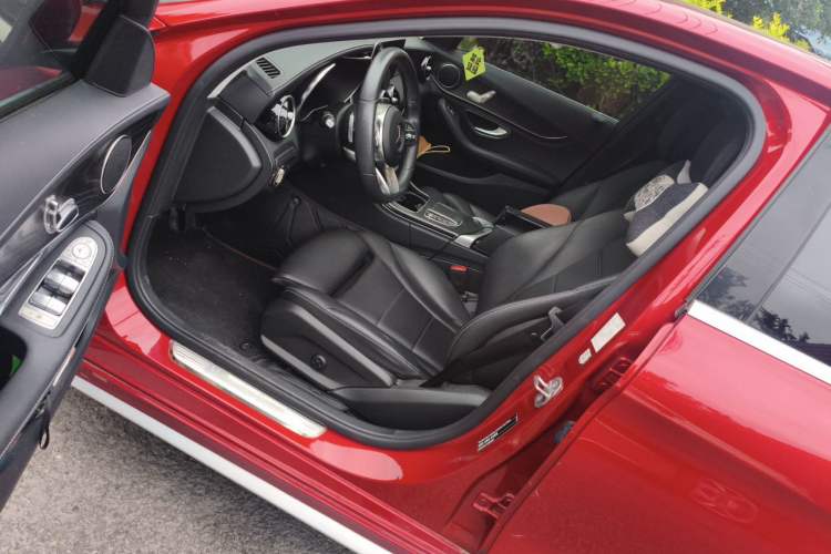 Used Mercedes-Benz C-Class 2020 Restyled C 200 L Fashion Edition Sport Version Driver Seat