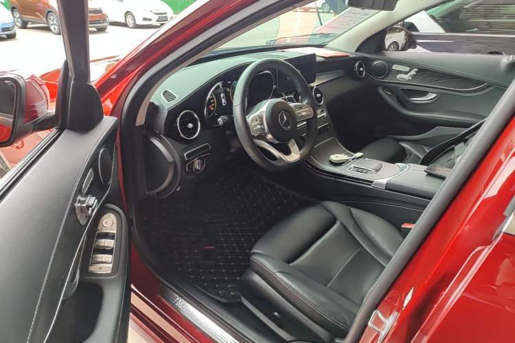 Used Mercedes-Benz C-Class 2020 C 260 L Sport Edition Driver Seat