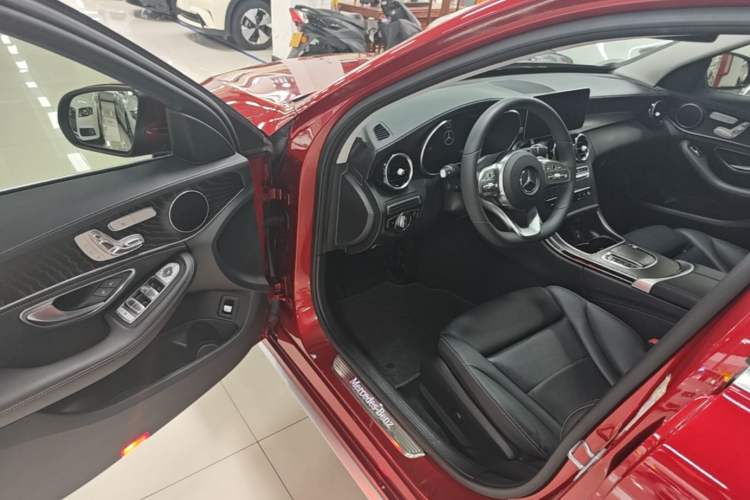 Used Mercedes-Benz C-Class 2020 Restyled C 260 L Sport Edition Driver Seat