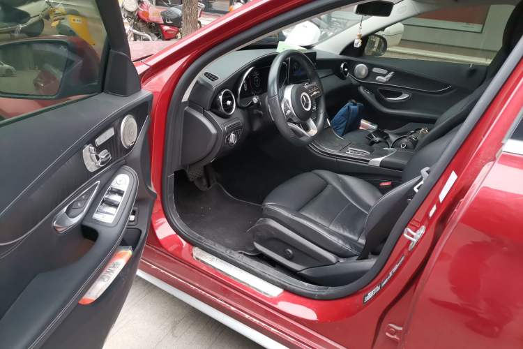 Used Mercedes-Benz C-Class 2020 Restyled C 260 L Sport Edition Driver Seat