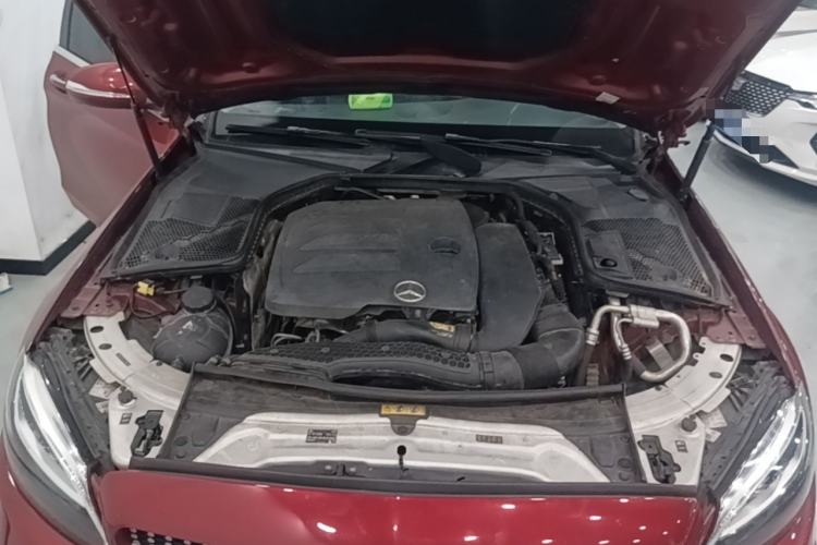 Used Mercedes-Benz C-Class 2020 Updated C 200 L Fashion Edition Engine Bay