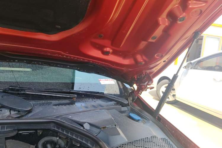 Used Mercedes-Benz C-Class 2020 C 260 L Sport Edition Engine Bay Left