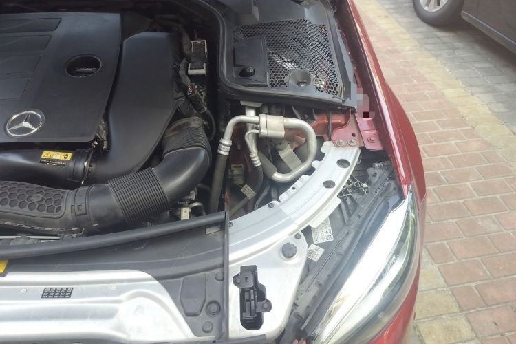 Used Mercedes-Benz C-Class 2020 Restyled C 200 L Fashion Edition Sport Version Engine Bay Left