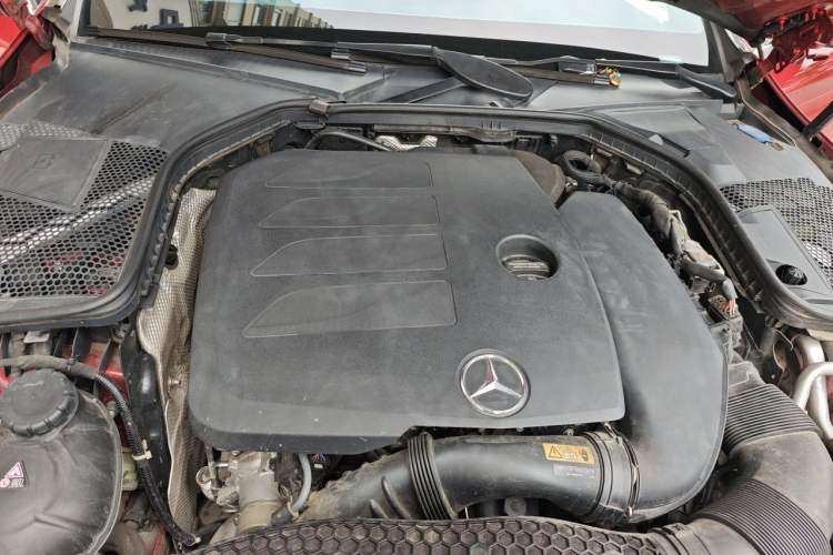 Used Mercedes-Benz C-Class 2020 C 200 L Fashion Edition Sport Version Engine Bay