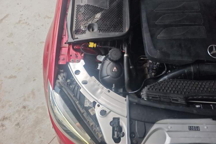 Used Mercedes-Benz C-Class 2020 C 260 Coupe Engine Bay Right