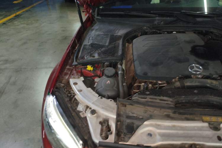 Used Mercedes-Benz C-Class 2020 C 260 L Sport Edition Engine Bay Right