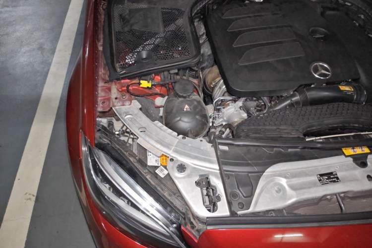 Used Mercedes-Benz C-Class 2020 Restyled C 200 L Fashion Edition Sport Version Engine Bay Right