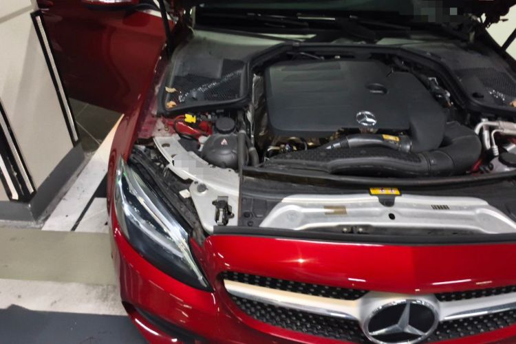 Used Mercedes-Benz C-Class 2020 C 260 L Sport Edition Engine Bay Right