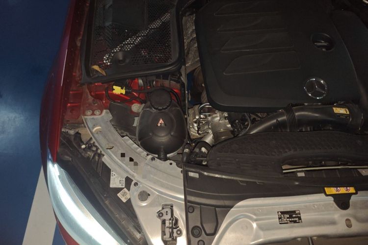 Used Mercedes-Benz C-Class 2020 Restyled C 200 L Fashion Edition Sport Version Engine Bay Right