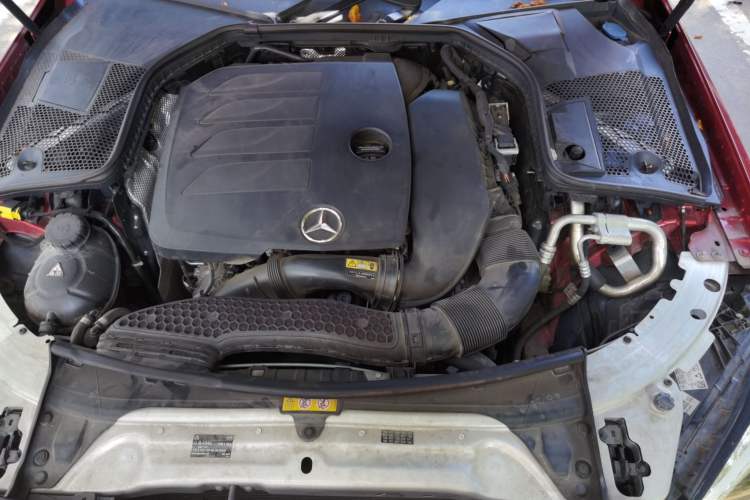 Used Mercedes-Benz C-Class 2020 Restyled C 200 L Fashion Edition Sport Version Engine Bay