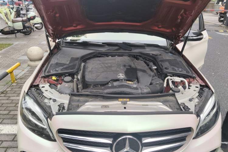 Used Mercedes-Benz C-Class 2020 Restyled C 260 Sport Edition Engine Bay