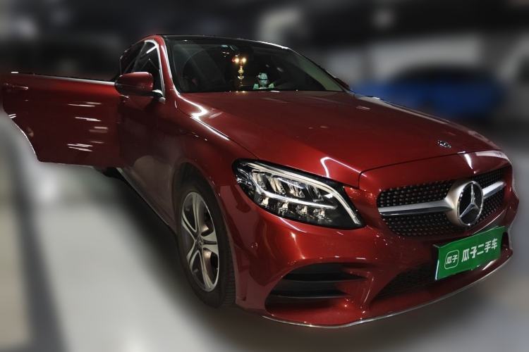 Used Mercedes-Benz C-Class 2020 Restyled C 260 L Sport Edition Front Right 45 Deg
