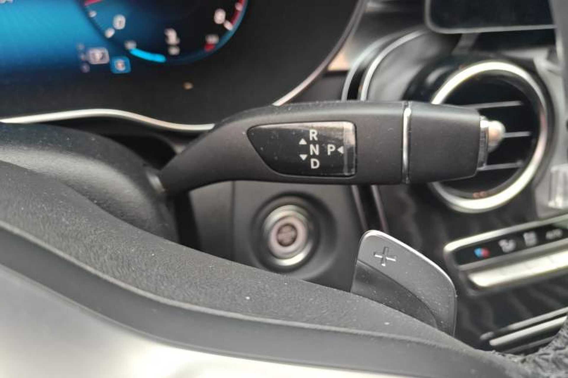 Used Mercedes-Benz C-Class 2020 Restyled C 200 L Fashion Edition Sport Version Gear Lever