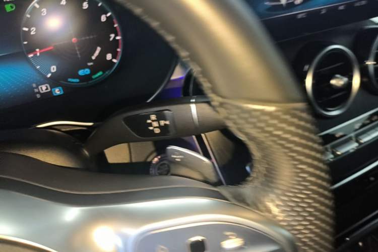 Used Mercedes-Benz C-Class 2020 Restyled C 260 L Sport Edition Gear Lever
