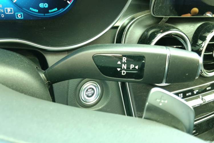 Used Mercedes-Benz C-Class 2020 C 260 L Sport Edition Gear Lever