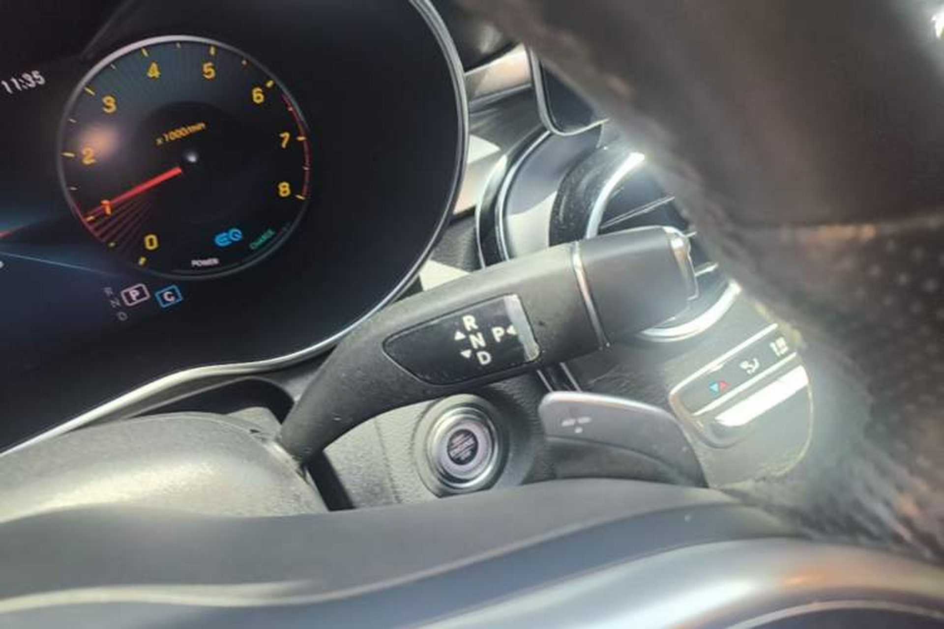 Used Mercedes-Benz C-Class 2020 C 260 L Sport Edition Gear Lever
