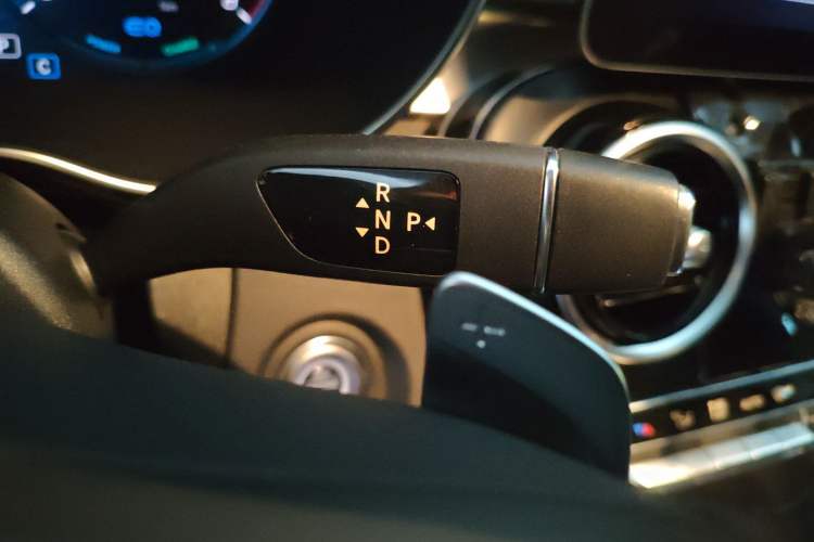 Used Mercedes-Benz C-Class 2020 C 260 L Sport Edition Gear Lever