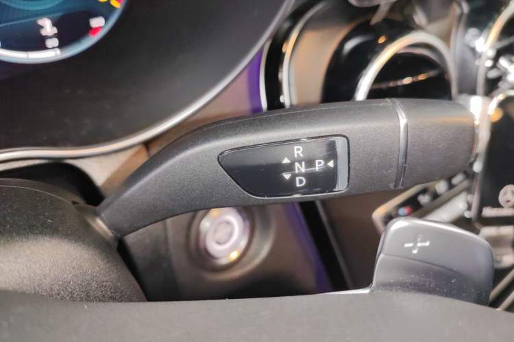 Used Mercedes-Benz C-Class 2020 C 200 L Fashion Edition Sport Version Gear Lever