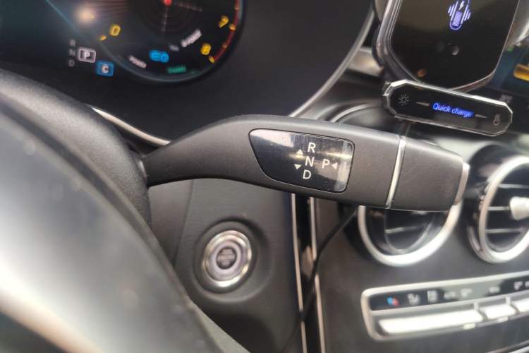 Used Mercedes-Benz C-Class 2020 Restyled C 260 L Sport Edition Gear Lever