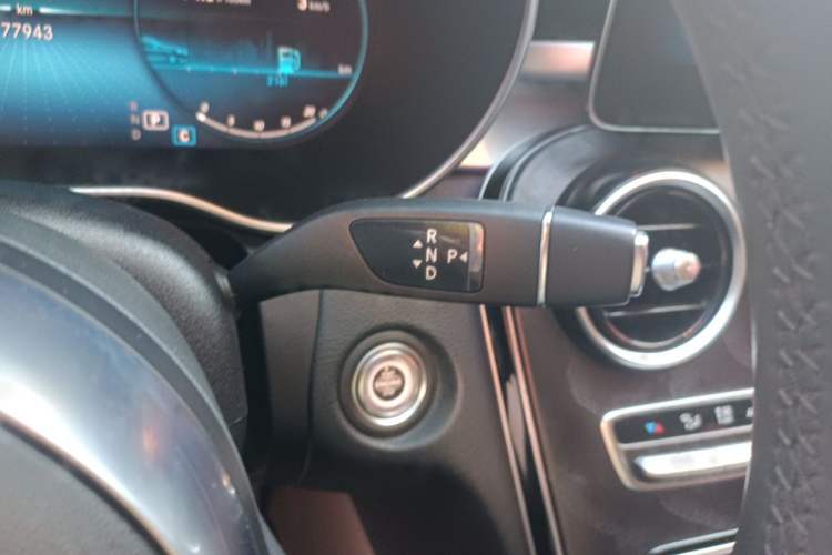 Used Mercedes-Benz C-Class 2020 C 200 L Fashion Edition Sport Version Gear Lever